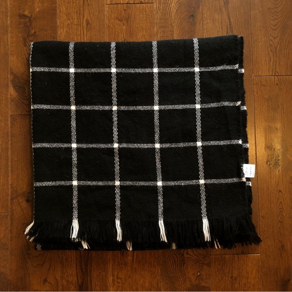 Aldo blanket scarf - Picture 2 of 4